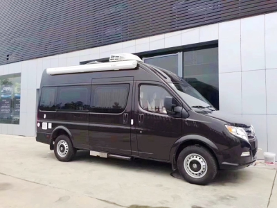 東風(fēng)御風(fēng)長軸高頂B型房車 東風(fēng)御風(fēng)長軸高頂B型房車