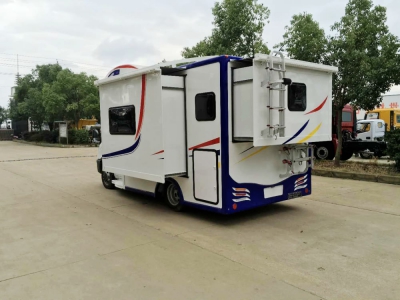 依維柯歐勝C型房車帶拓展倉(cāng) 依維柯歐勝C型房車帶拓展倉(cāng)