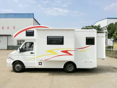 依維柯寶迪C型房車 雙拓展倉 依維柯寶迪C型房車 雙拓展倉