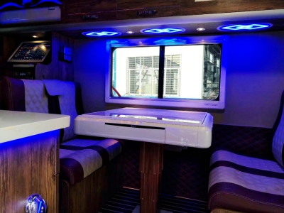 上汽大通V80短軸中頂B型房車 上汽大通V80短軸中頂B型房車