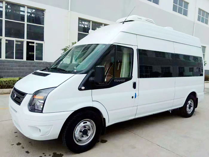 福特新世代長軸高頂B型房車 福特新世代長軸高頂B型房車