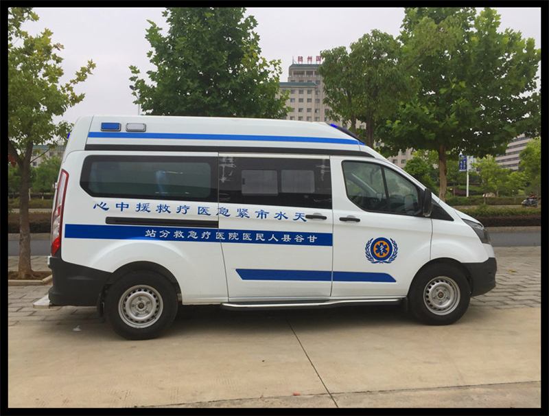 新全順長軸中頂救護車 新全順長軸中頂救護車