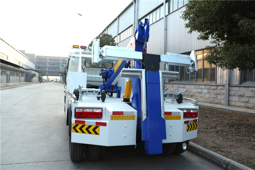 東風大多利卡D7一拖一清障車 東風大多利卡D7一拖一清障車