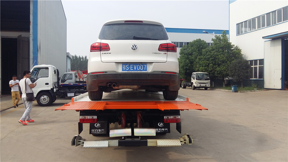 東風(fēng)多利卡藍(lán)牌一拖二清障車 東風(fēng)多利卡藍(lán)牌一拖二清障車