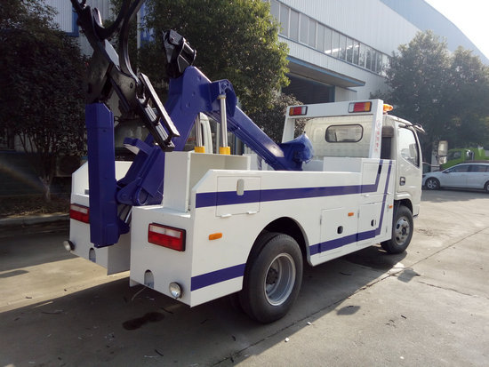 東風藍牌一拖一清障車(國五排放) 東風藍牌一拖一清障車(國五排放)