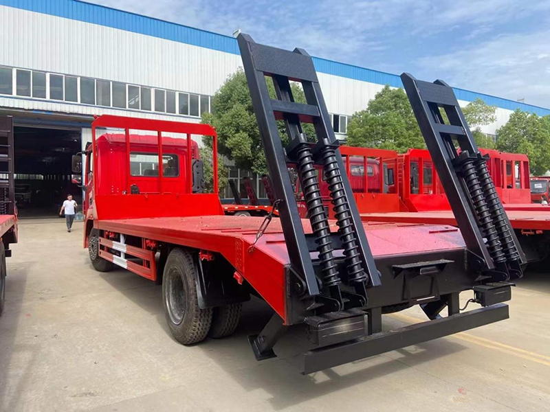 國六東風(fēng)錦程單橋平板運(yùn)輸車 國六東風(fēng)錦程單橋平板運(yùn)輸車