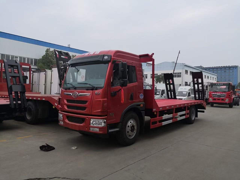 國(guó)六解放龍V單橋平板運(yùn)輸車(chē) 國(guó)六解放龍V單橋平板運(yùn)輸車(chē)