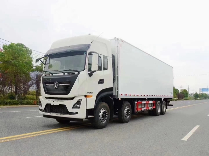 東風天龍KL前四后八冷藏車 東風天龍KL前四后八冷藏車