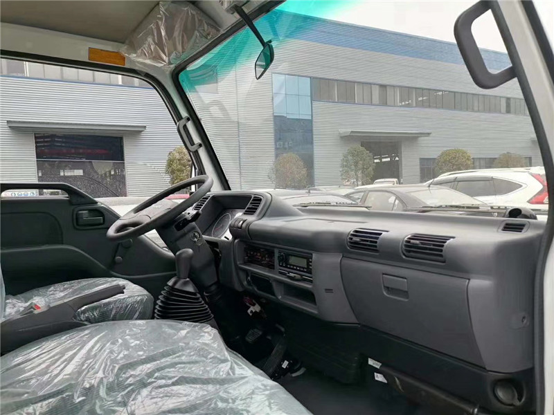 國(guó)六 慶鈴五十鈴雙排冷藏車(chē) 國(guó)六 慶鈴五十鈴雙排冷藏車(chē)