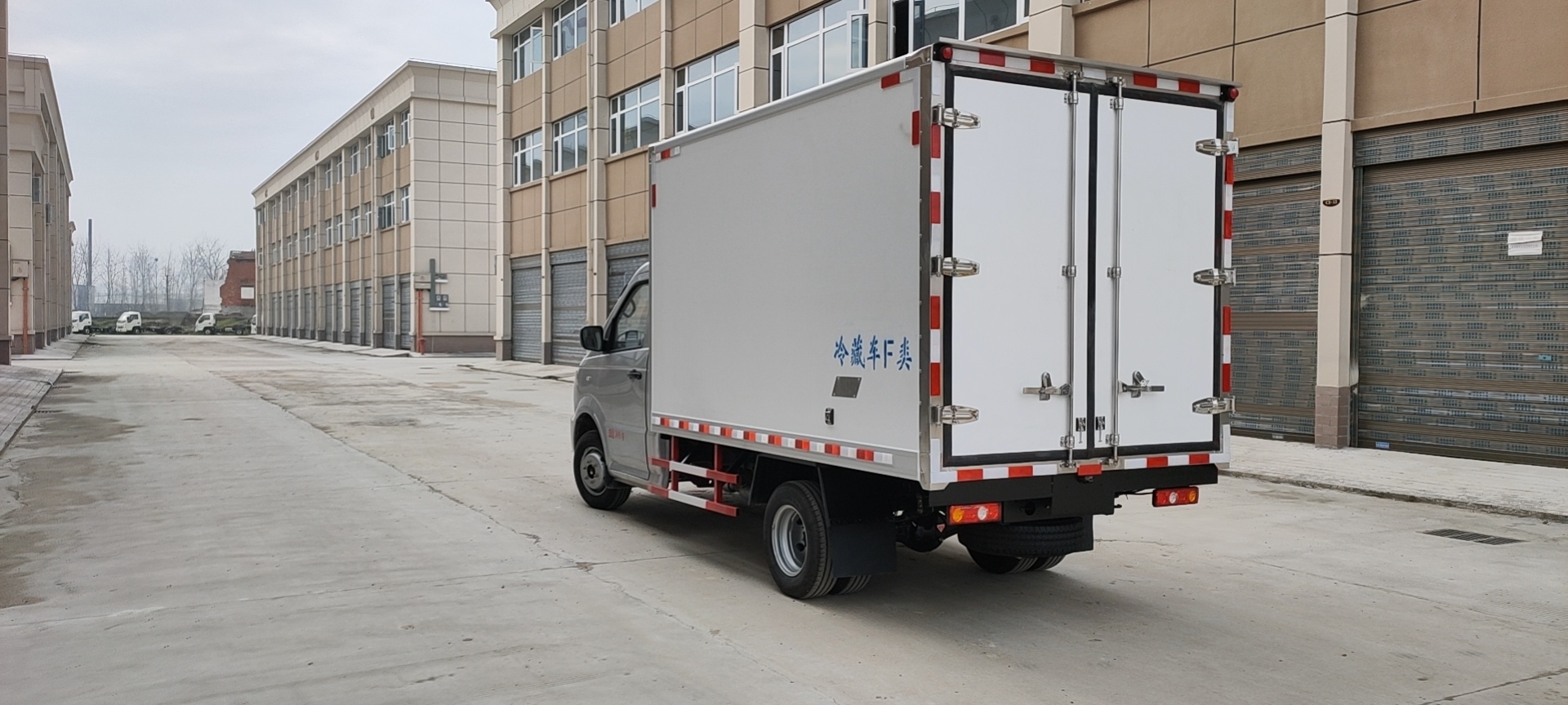 國六 東風(fēng)小霸王3.15米后雙輪冷藏車 國六 東風(fēng)小霸王3.15米后雙輪冷藏車