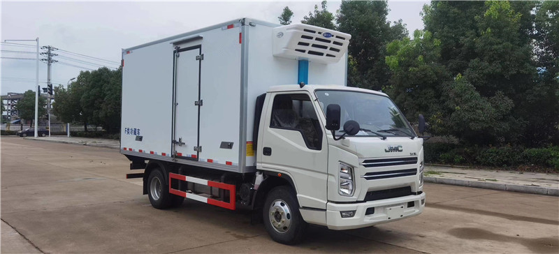 國六 江鈴順達寬體4.2米冷藏車 國六 江鈴順達寬體4.2米冷藏車