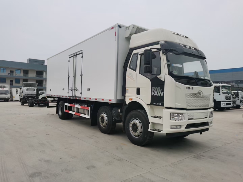 國六解放J6L小三軸冷藏車 國六解放J6L小三軸冷藏車