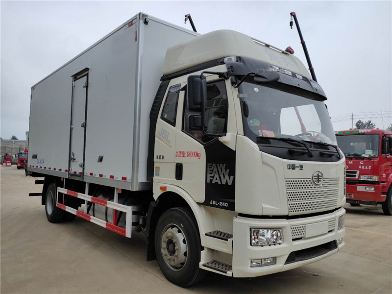 國六 解放J6L高頂雙臥6.8米冷藏車 國六 解放J6L高頂雙臥6.8米冷藏車