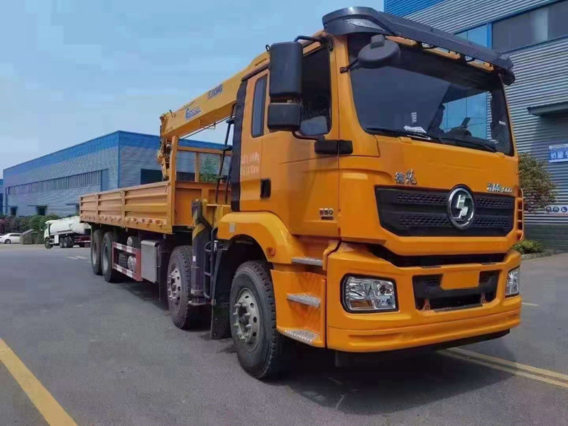 國六陜汽德龍徐工14噸工程黃 國六陜汽德龍徐工14噸工程黃