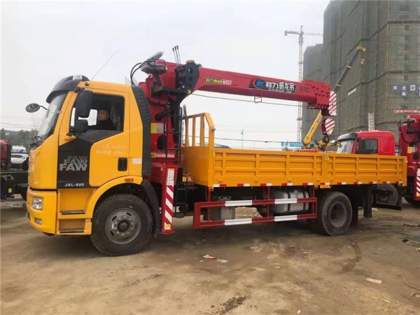 解放國六單橋貨箱6.05米 解放國六單橋貨箱6.05米