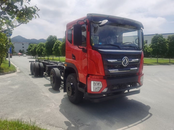 東風(fēng)T17前四后八國六隨車吊 東風(fēng)T17前四后八國六隨車吊