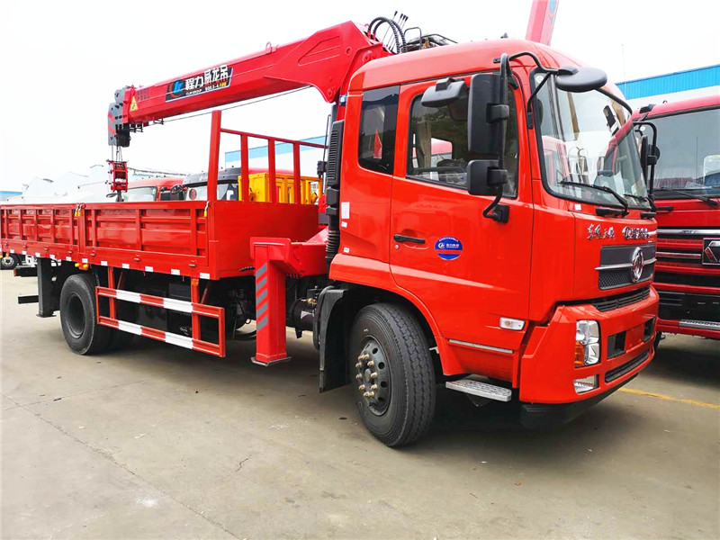 東風天錦單橋8噸隨車吊 東風天錦單橋8噸隨車吊