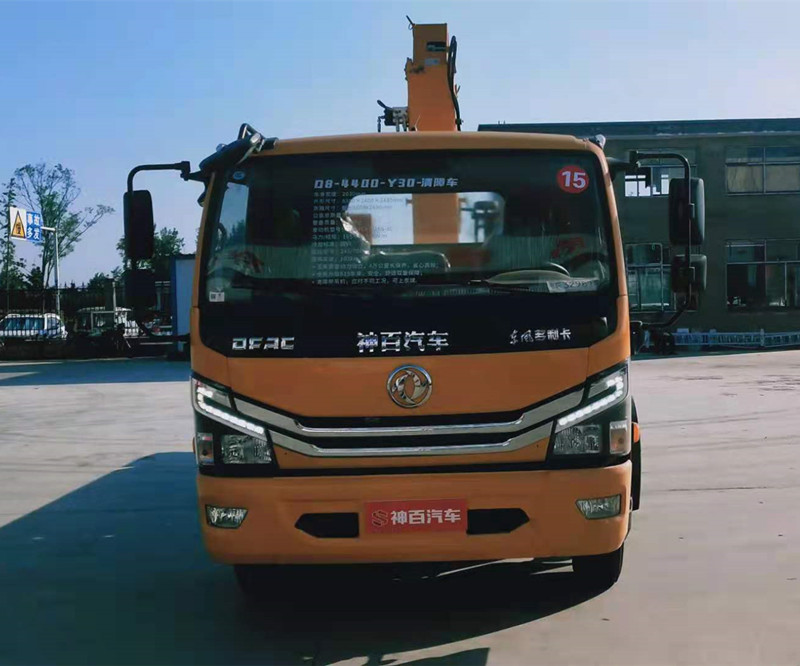 東風多利卡D8清障帶吊 東風多利卡D8清障帶吊