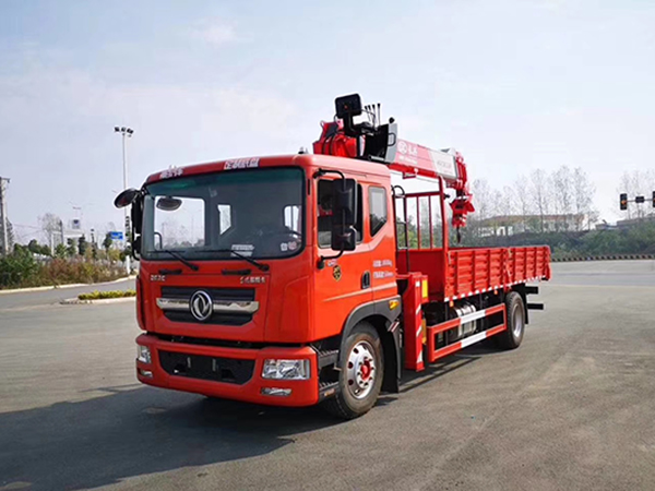 東風多利卡D9國六玉柴200馬力隨車吊專用底盤 東風多利卡D9國六玉柴200馬力隨車吊專用底盤