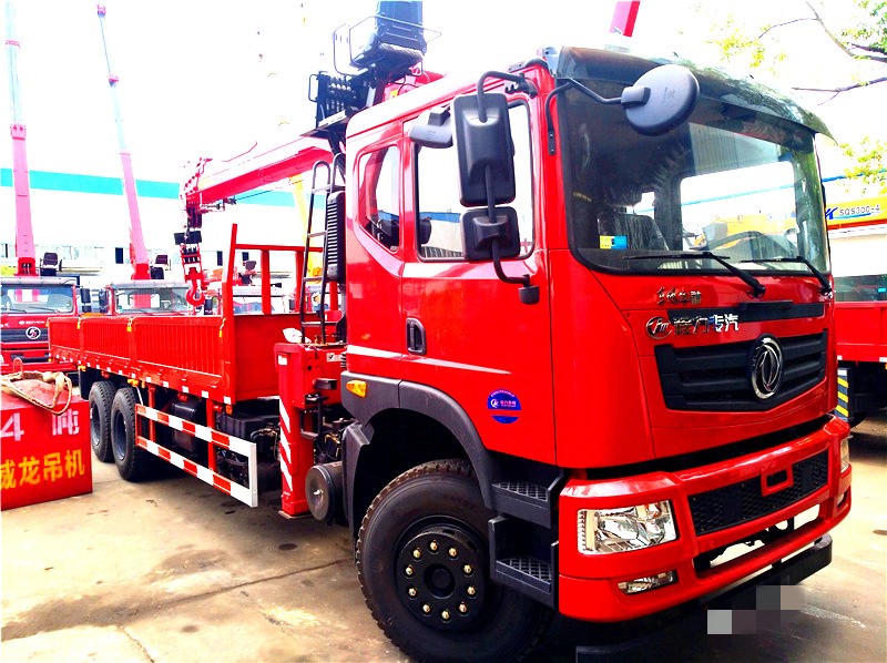 東風T5后八輪12噸隨車吊 東風T5后八輪12噸隨車吊