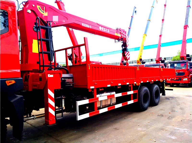 東風T5后八輪12噸隨車吊 東風T5后八輪12噸隨車吊