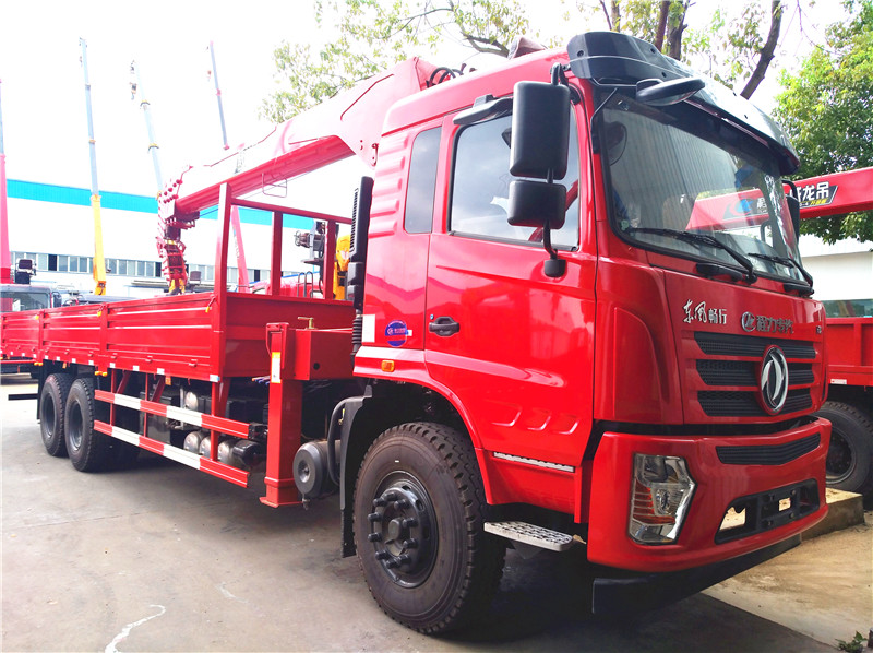 東風暢行D3L后雙橋12噸隨車吊 東風暢行D3L后雙橋12噸隨車吊