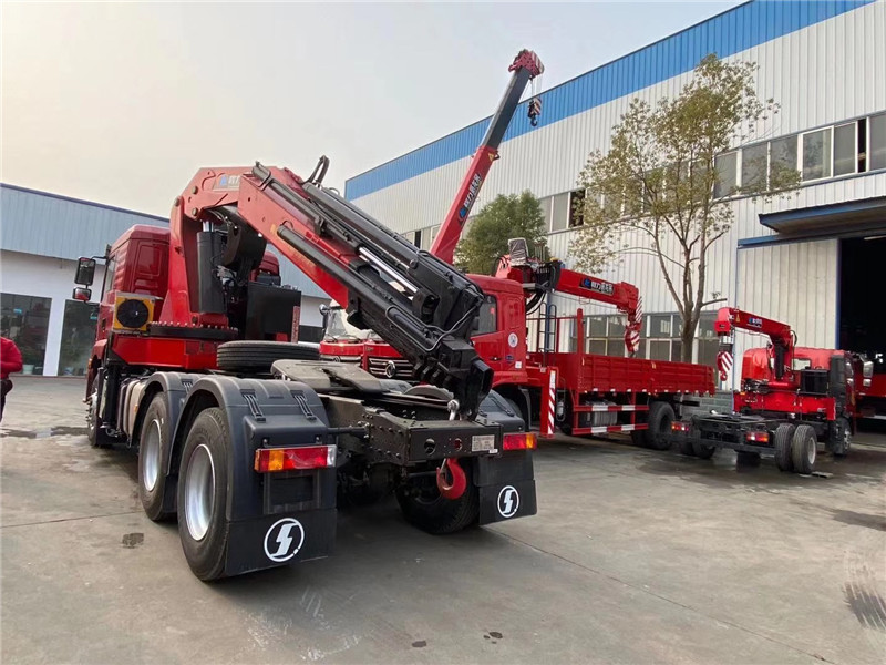 牽引頭20噸折臂隨車吊 牽引頭20噸折臂隨車吊