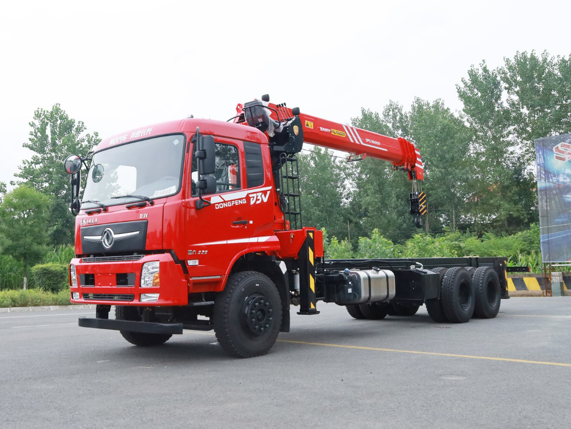 東風暢行D3V后八輪,上裝三一12噸 東風暢行D3V后八輪,上裝三一12噸