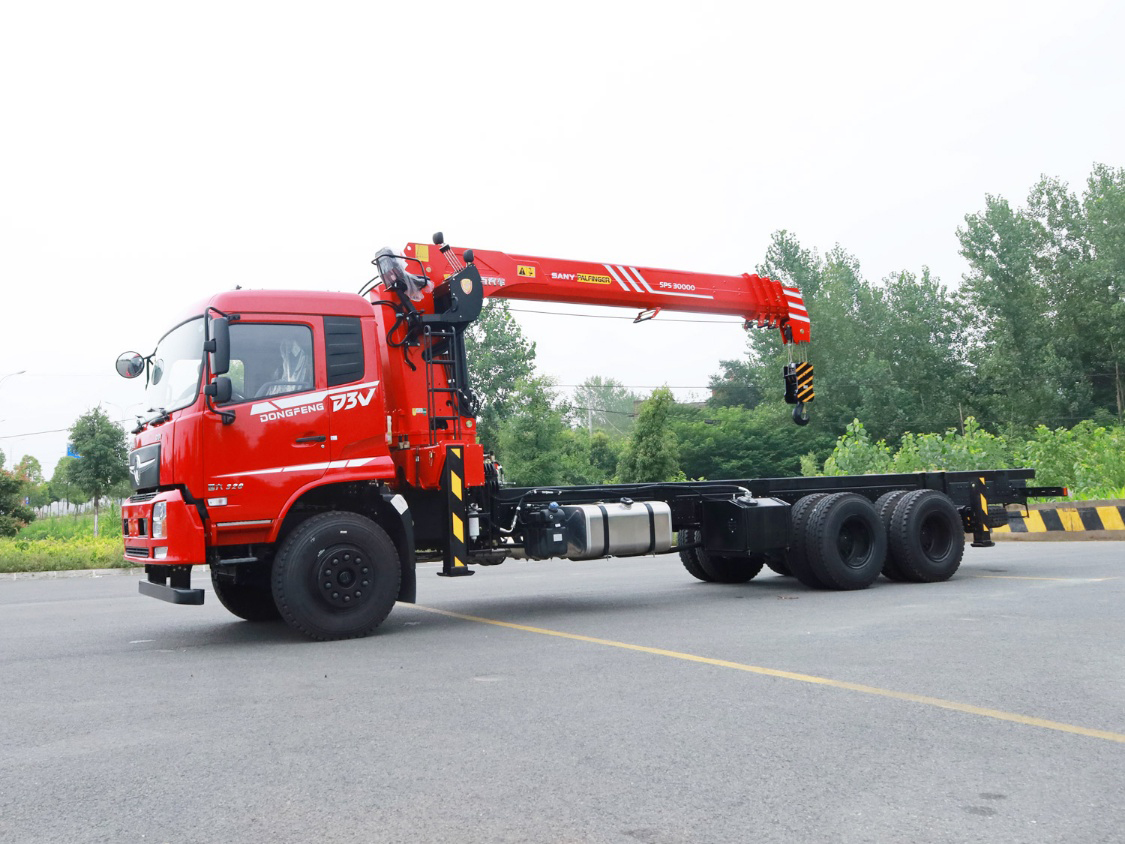 東風暢行D3V后八輪,上裝三一12噸 東風暢行D3V后八輪,上裝三一12噸