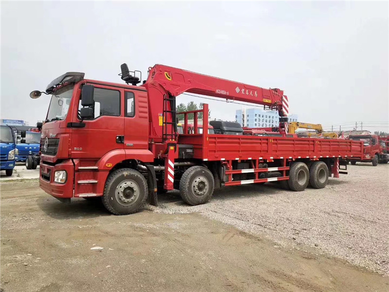 宏昌天馬18噸隨車吊 宏昌天馬18噸隨車吊