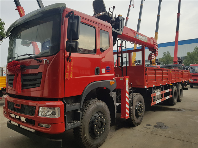 東風(fēng)14噸隨車吊 東風(fēng)14噸隨車吊