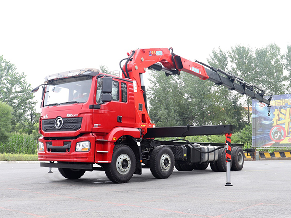 國六陜汽德龍新M3000前四后八 國六陜汽德龍新M3000前四后八