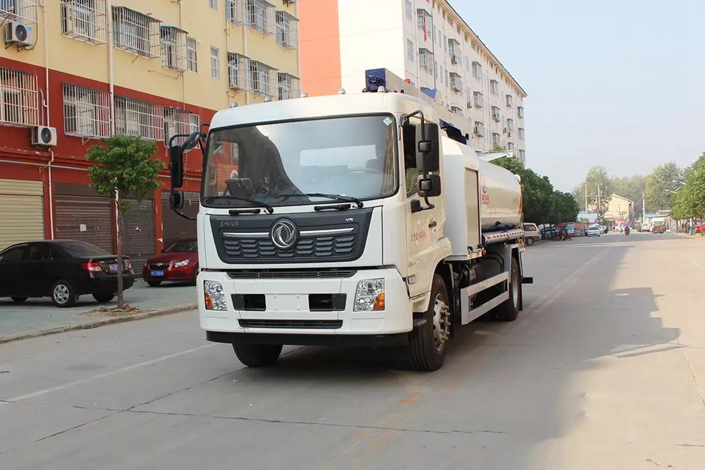 國(guó)六10方東風(fēng)天錦 鐵路抑塵車(chē) 國(guó)六10方東風(fēng)天錦 鐵路抑塵車(chē)