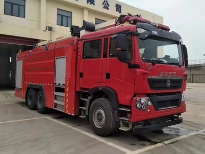 江特牌JDF5320JXFJP18/Z6型舉高噴射消防車(chē)